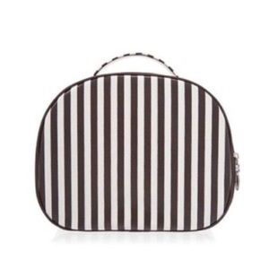 Henri bendel train case makeup case